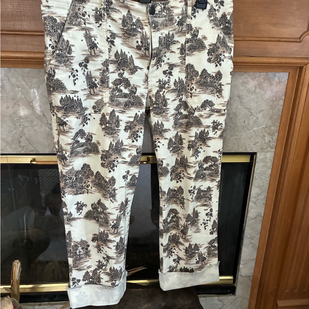 LOGO by Lori Goldstein Cream and Brown Ankle Cropped Pants